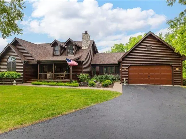 30 Lake Ridge Road, Galena, IL 61036