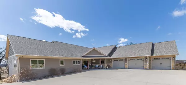 2968 S Curtiss Road, Stockton, IL 61085