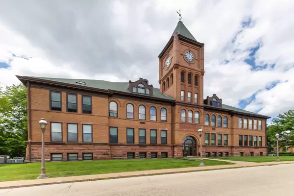 411 S Prospect #204 Avenue, Galena, IL 61036