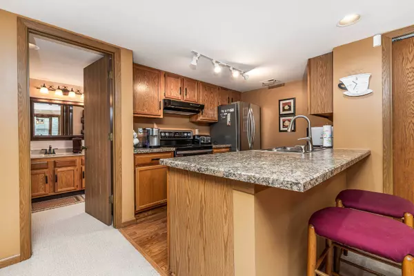 68 Oak Glen Drive, Galena, IL 61036