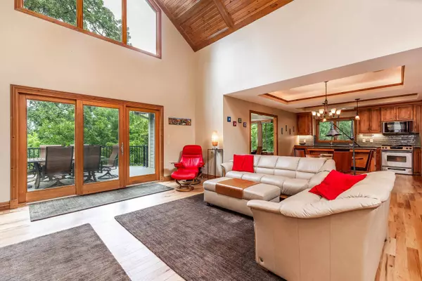 15 High Ridge Run, Galena, IL 61036