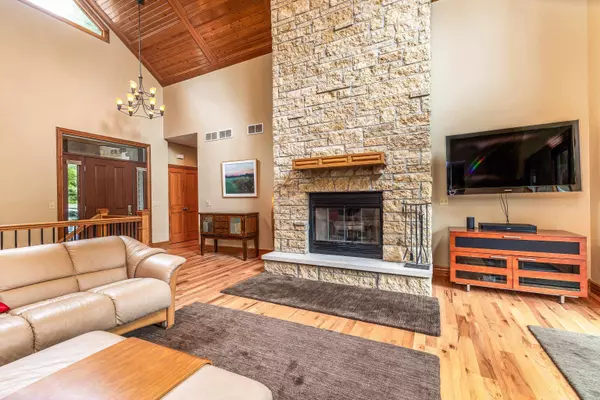 15 High Ridge Run, Galena, IL 61036