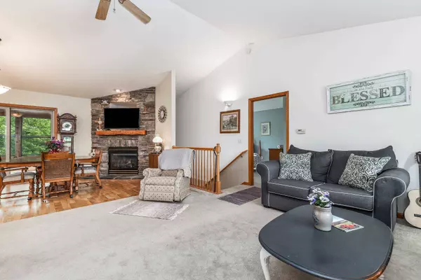 11A34 Fairway Drive, Apple River, IL 61001