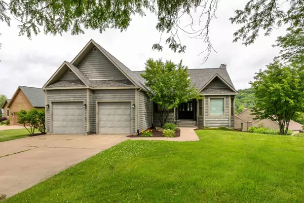 5 Glen Eagle Drive, Galena, IL 61036