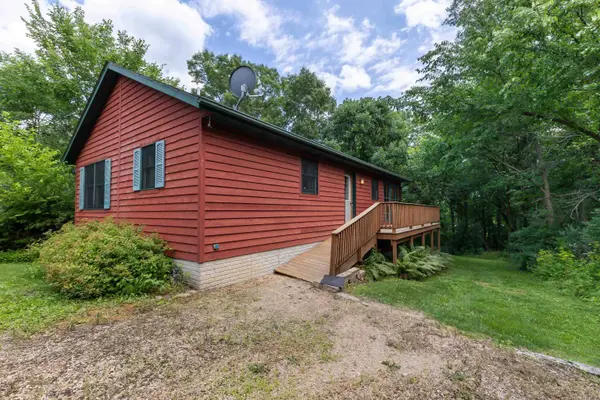 13A138 Powder Horne Lane, Apple River, IL 61001
