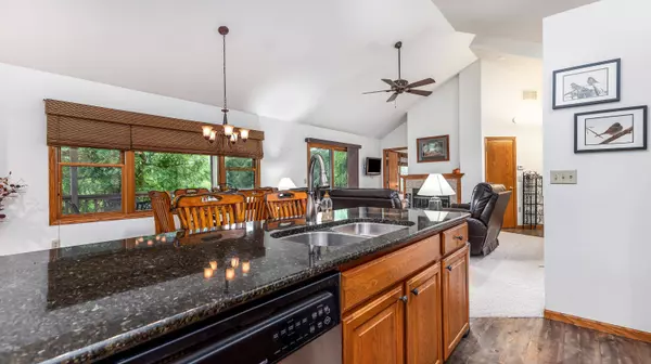 305 W Wachter Road, Galena, IL 61036