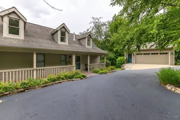 305 W Wachter Road, Galena, IL 61036