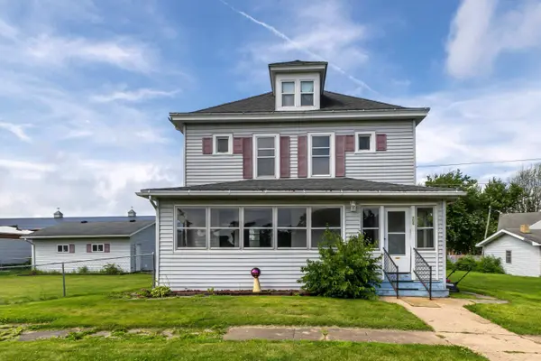 105 S North Street, Warren, IL 61087