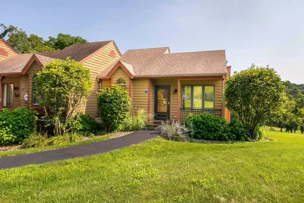5 Oak Glen, Galena, IL 61036