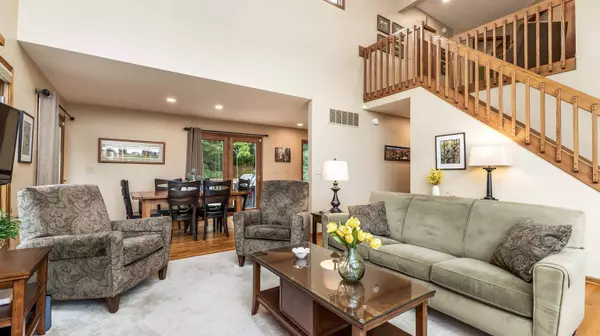 7 Signal Point Lane, Galena, IL 61036