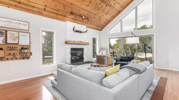 3A179 General Sheridan Court, Apple River, IL 61001