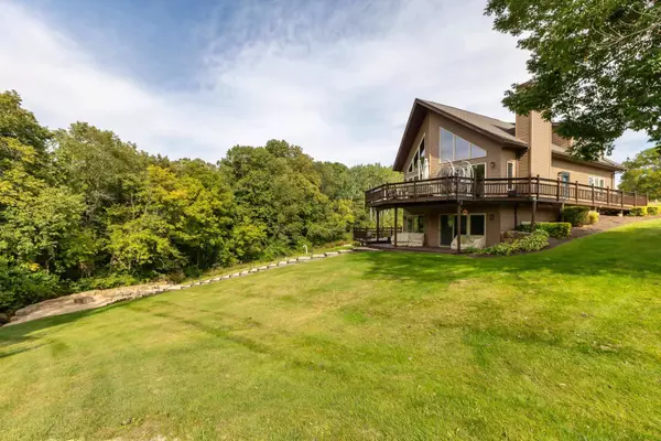 3A179 General Sheridan Court, Apple River, IL 61001