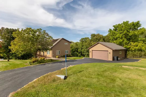 3A179 General Sheridan Court, Apple River, IL 61001