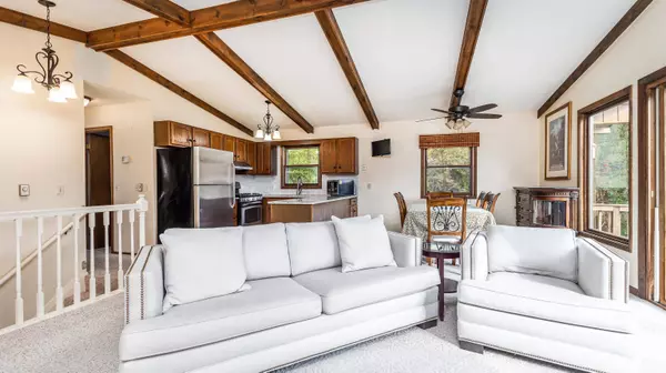 6 Meadow Path, Galena, IL 61036