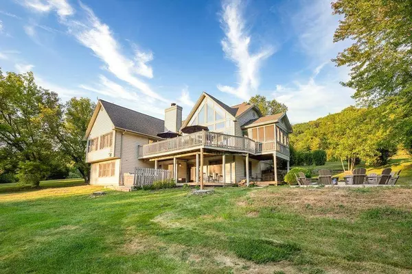 446 Territory Drive, Galena, IL 61036