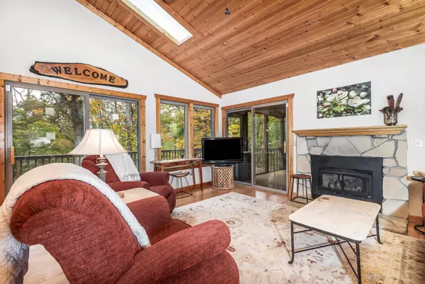 21 Belden School Lane, Galena, IL 61036