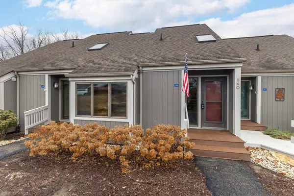 140 Plum Cove Drive, Galena, IL 61036