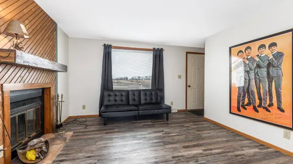 10A125 E APPLE CANYON Road, Apple River, IL 61001