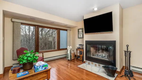 140 Plum Cove Drive, Galena, IL 61036