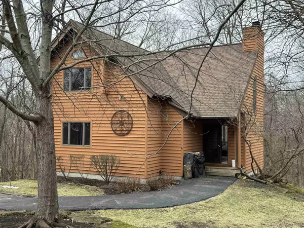 3 Woodway Court, Galena, IL 61036