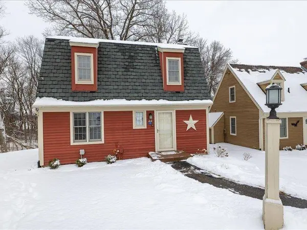 22 Thatcher Lane, Galena, IL 61036