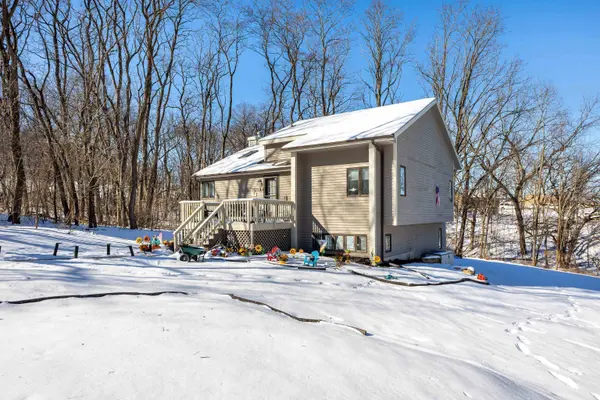 39 Valleywood Lane, Galena, IL 61036