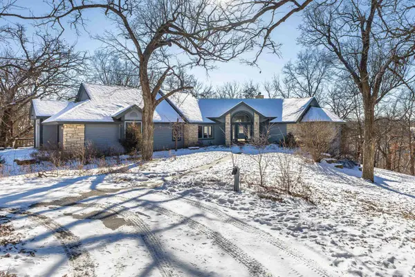 7 Colony Court, Galena, IL 61036