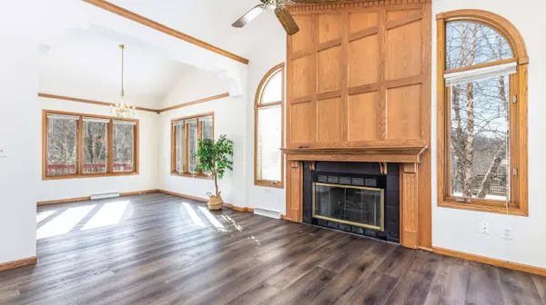 27 Augusta Drive, Galena, IL 61036