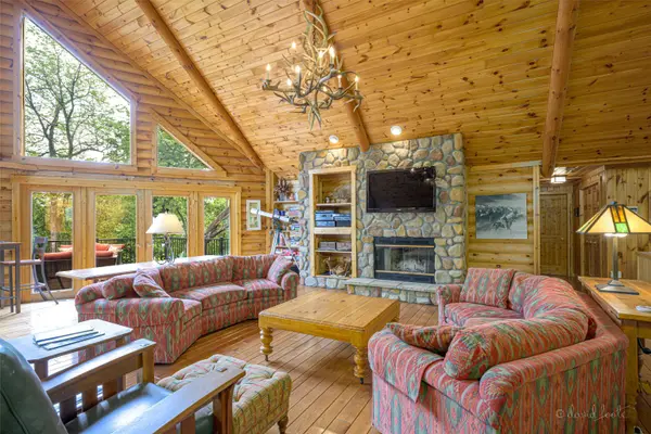 55 Stony Point, Galena, IL 61036