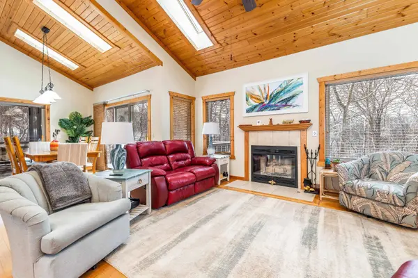 8 Garnet Court, Galena, IL 61036
