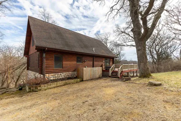 5A116 N Apple Canyon Road, Apple River, IL 61001