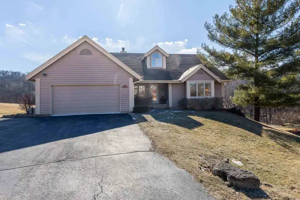 17 Wedgewood Drive, Galena, IL 61036