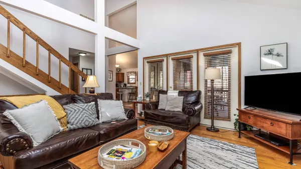 7 Colony Lane, Galena, IL 61036