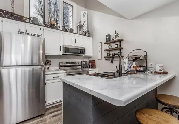 7 Creekwood, Galena, IL 61036