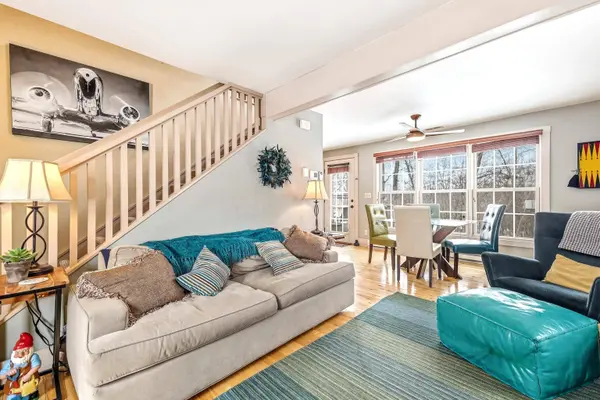 7 Settler Lane, Galena, IL 61036