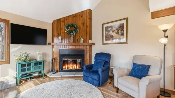 16 Farmstead, Galena, IL 61036