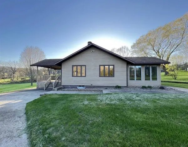 71 Sugarcreek Trail, Galena, IL 61036