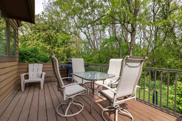 10 Farmstead Drive, Galena, IL 61036