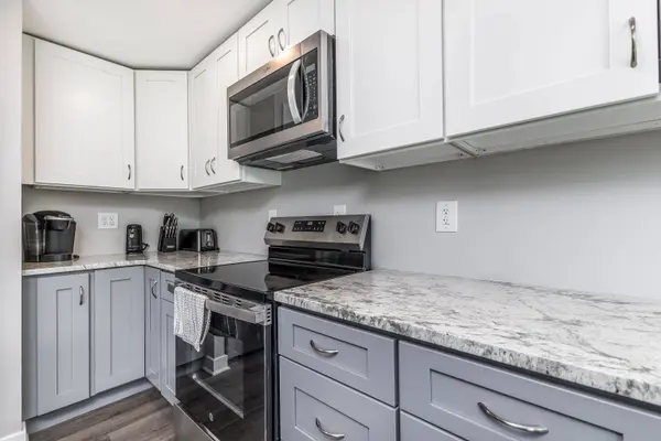 10 Farmstead Drive, Galena, IL 61036