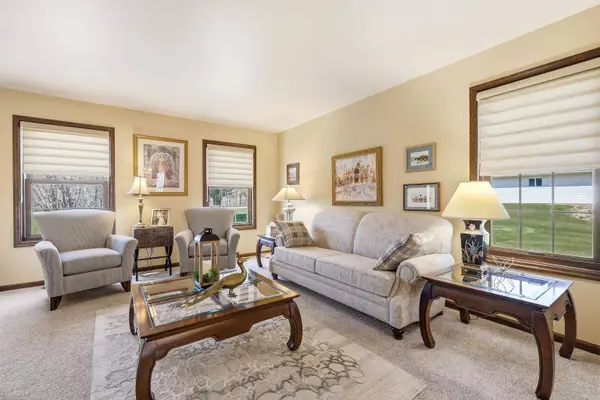 1967 E Cross Road, Galena, IL 61036