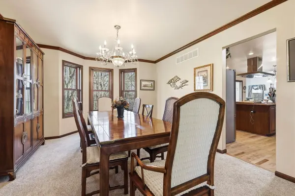 1967 E Cross Road, Galena, IL 61036