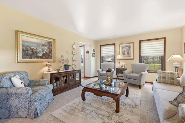 1967 E Cross Road, Galena, IL 61036