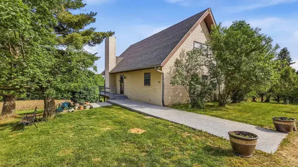 5309 W Nobis Lane, Hanover, IL 61041