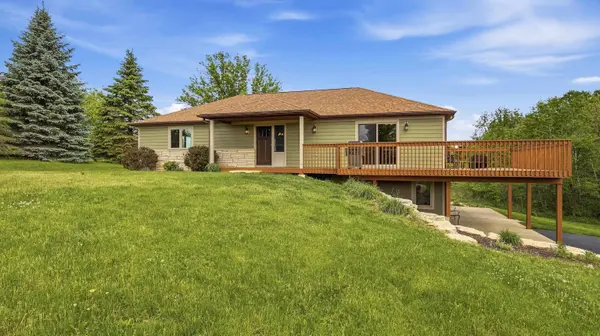 2 Concord Court, Galena, IL 61036