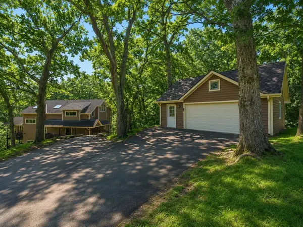 38 Lookout Trace, Galena, IL 61036