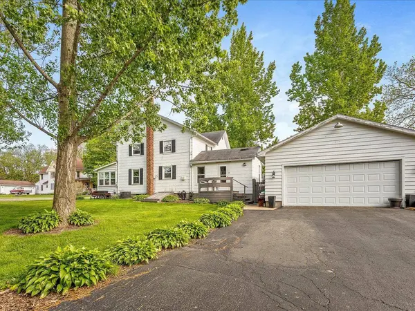501 S Water Street, Warren, IL 61087