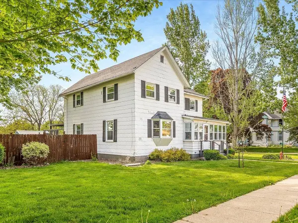 501 S Water Street, Warren, IL 61087