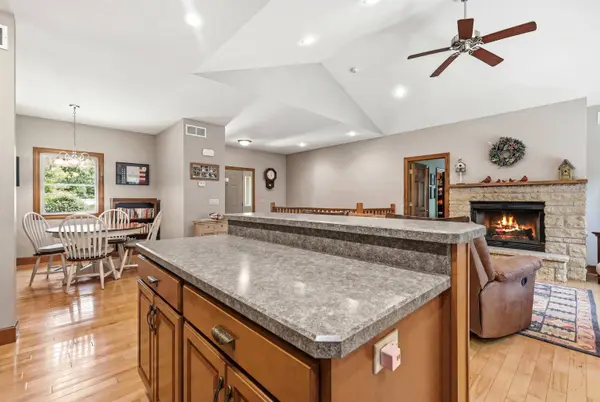 4 N Acorn Court, Galena, IL 61036