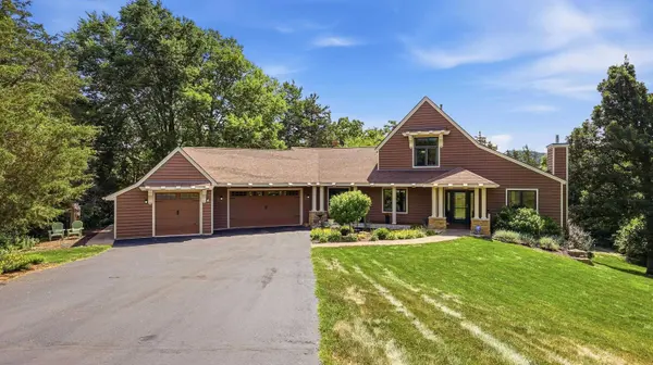 8 ARROWWOOD Lane, Galena, IL 61036