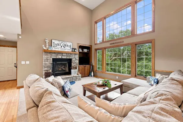 6A72 Shenandoah Lane, Apple River, IL 61001